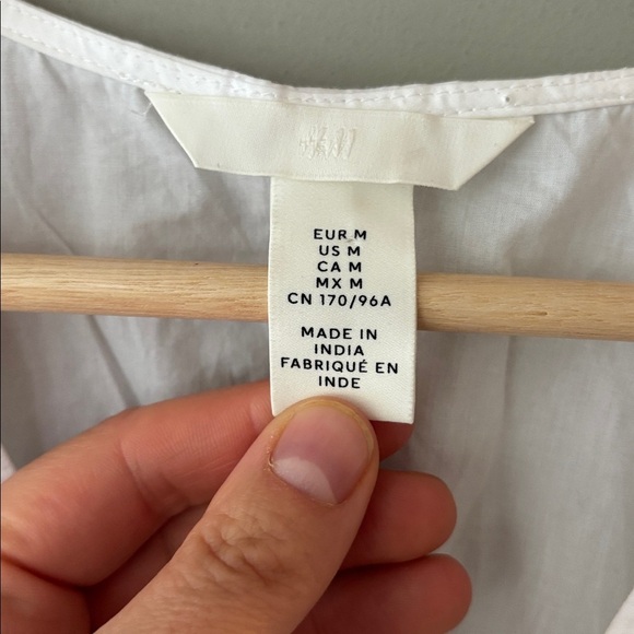 H&M White Cotton Poplin Tie-Front Blouse (Size M) - Picture 6 of 7